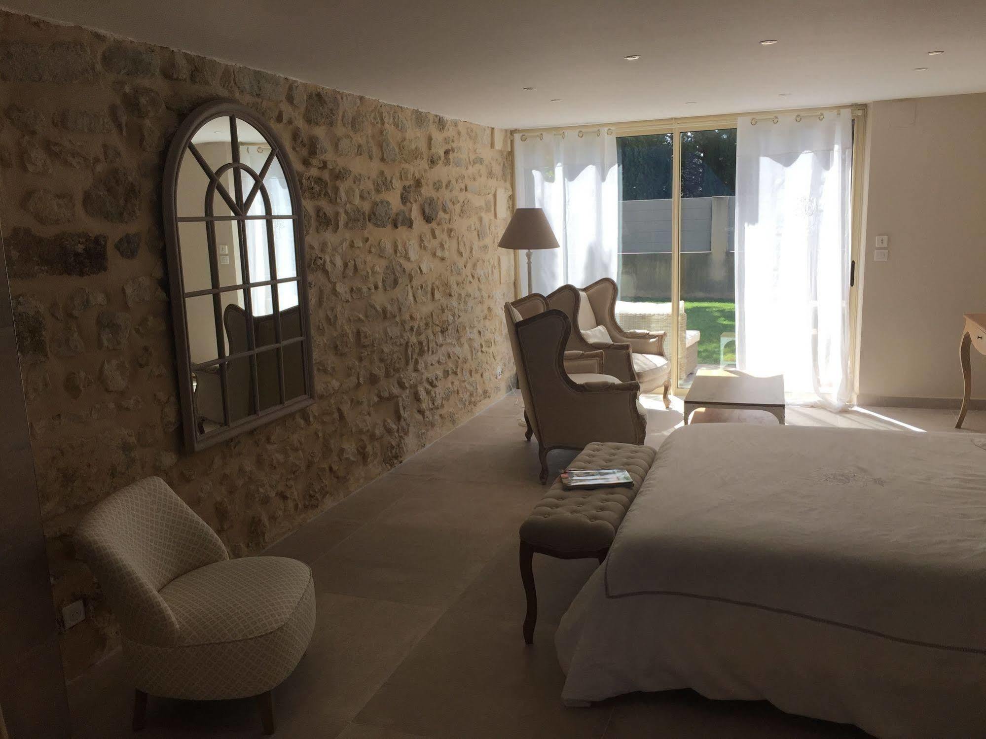Mas Des Limites Bed & Breakfast Rognonas Eksteriør bilde